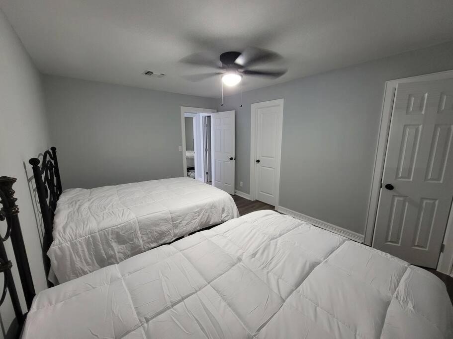 77072 New Remodeled Cute Townhome Sw Houston Esterno foto