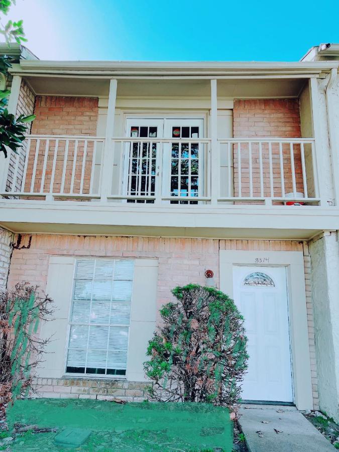 77072 New Remodeled Cute Townhome Sw Houston Esterno foto